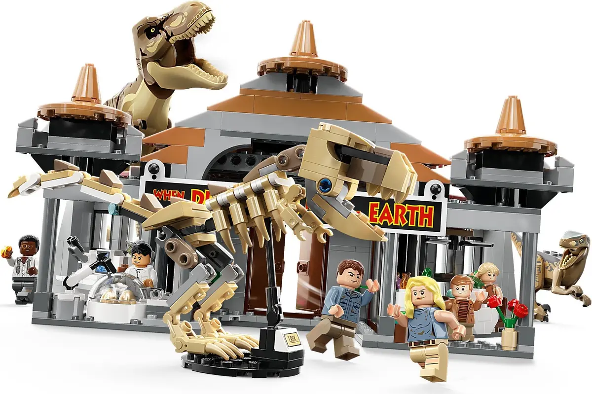 LEGO Jurassic World 76961 Visitor Centre: T. rex & Raptor Attack set, image 3