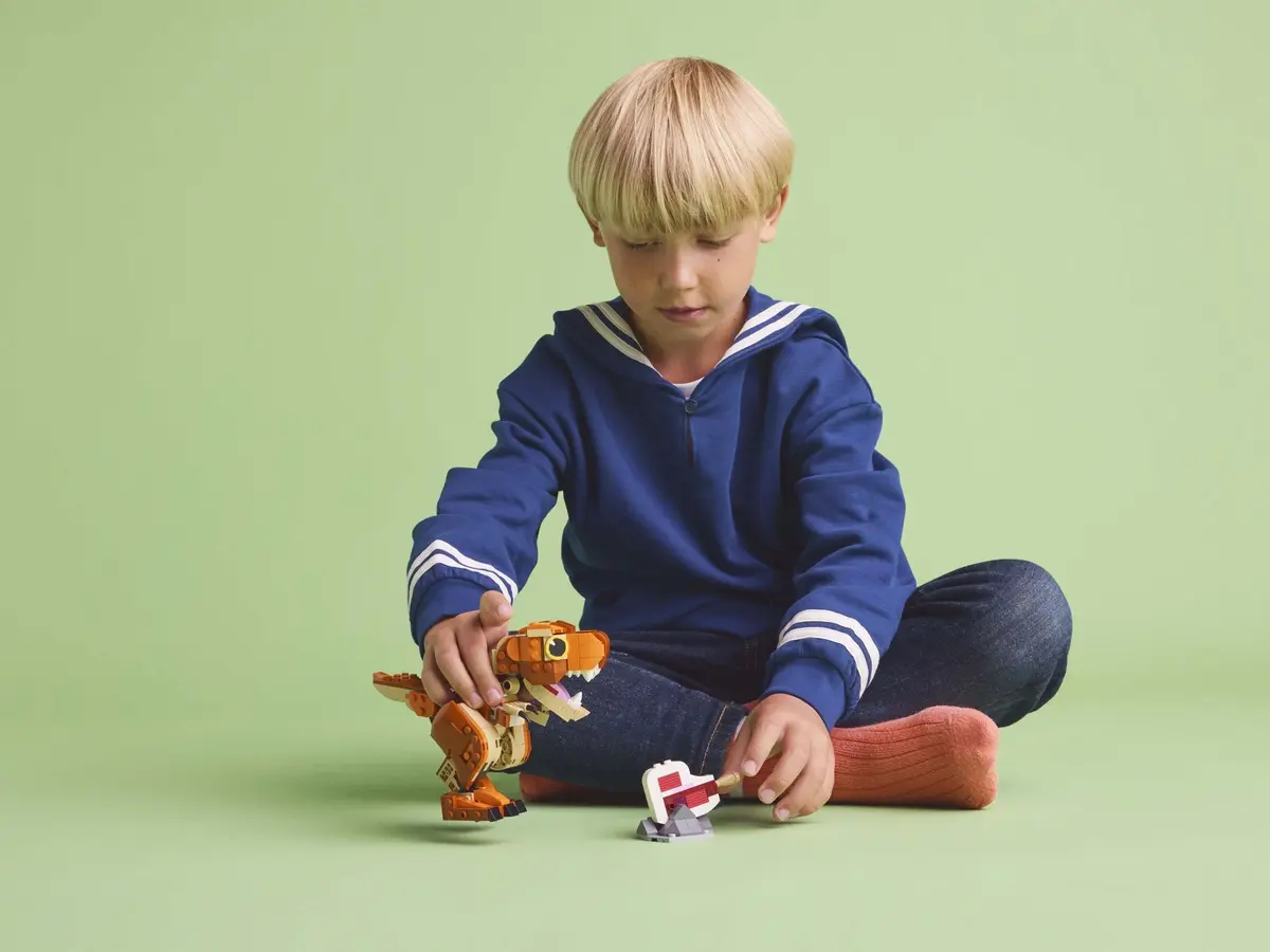 LEGO Jurassic World 76967 Little Eatie: T. rex set, image 5