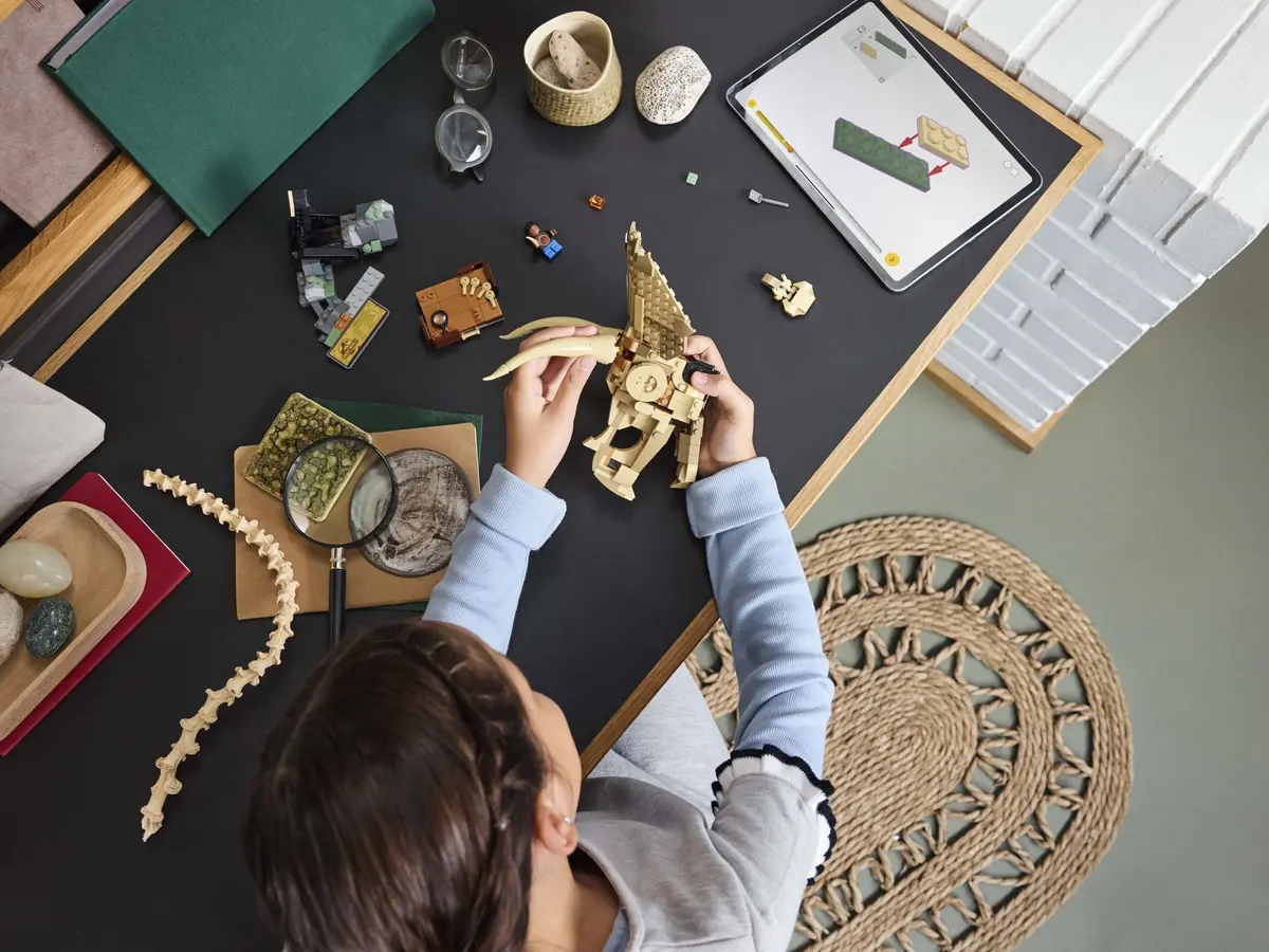 LEGO Jurassic World 76969 Dinosaur Fossils: Triceratops Skull set, image 4