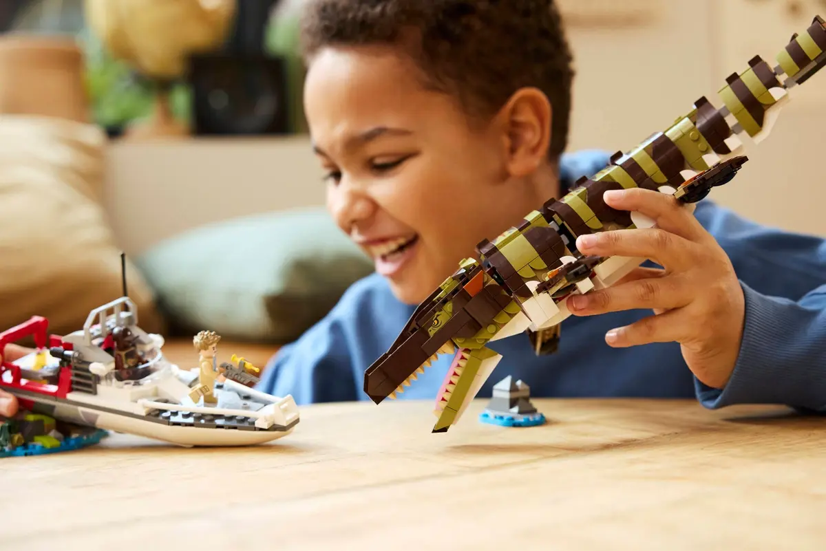 LEGO Jurassic World 76974 Brick-Built Mosasaurus Boat Mission set, image 5