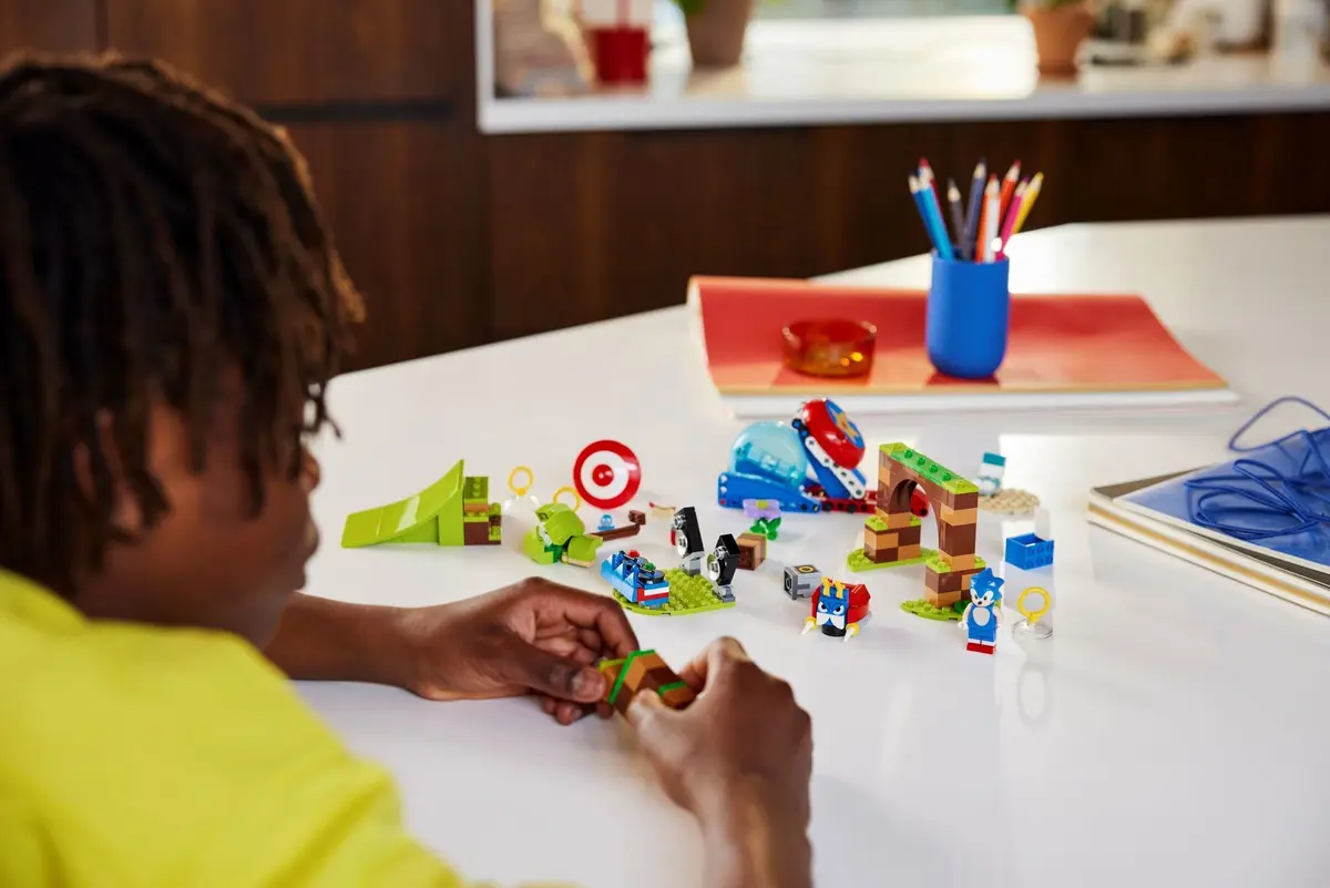 LEGO Sonic the Hedgehog 76990 Sonic's Speed Sphere Challenge set, image 3