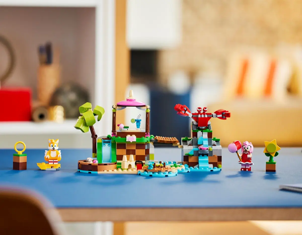 LEGO Sonic the Hedgehog 76992 Amy's Animal Rescue Island set, image 10