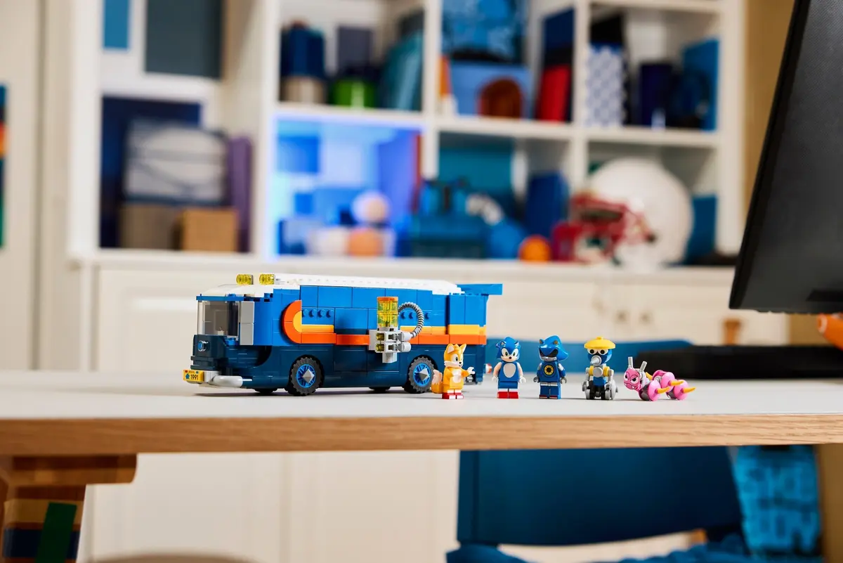 LEGO Sonic the Hedgehog 77006 Team Sonic Command Truck set, image 7