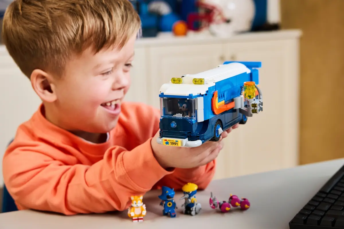 LEGO Sonic the Hedgehog 77006 Team Sonic Command Truck set, image 6