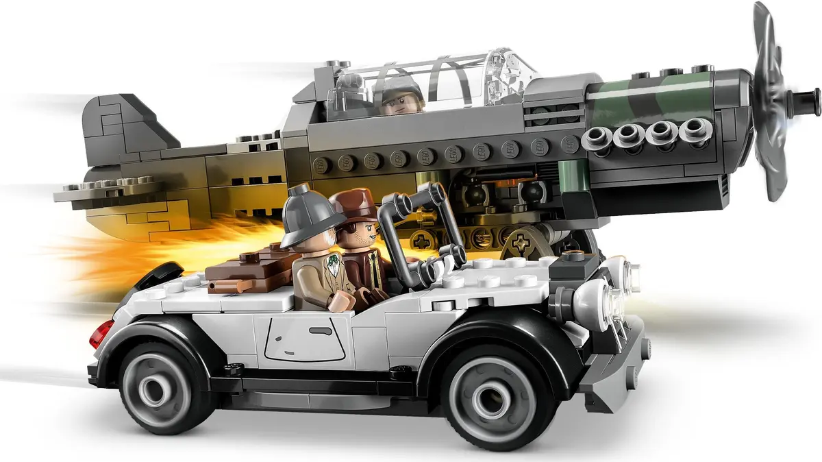 LEGO Indiana Jones 77012 Fighter Plane Chase set, image 3