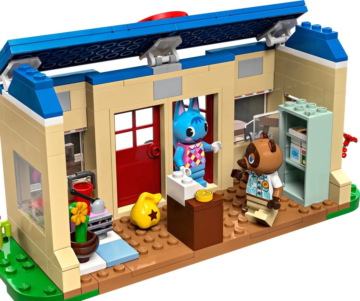 LEGO Animal Crossing 77050 Nook's Cranny & Rosie's House set, image 4