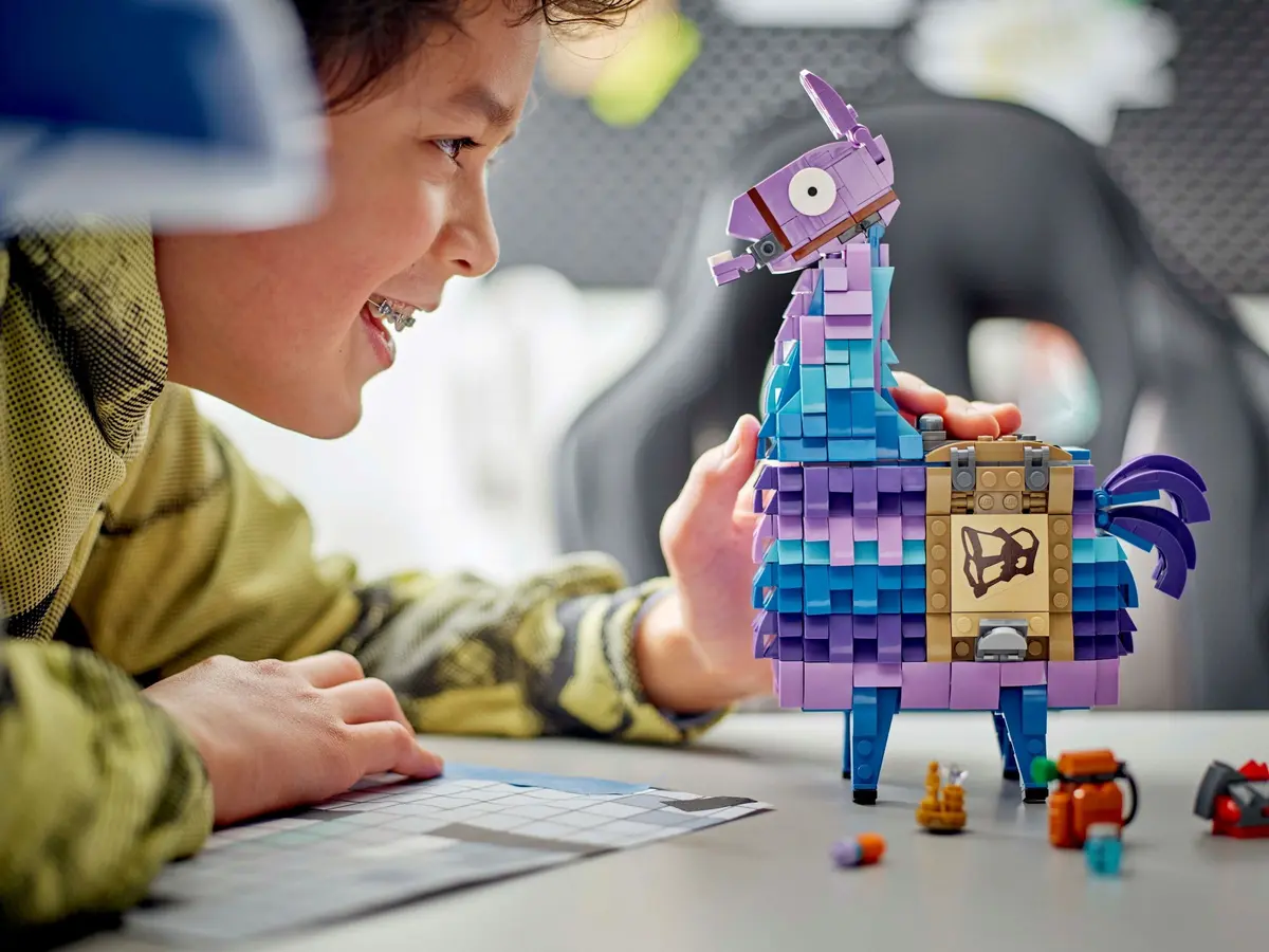 LEGO Fortnite 77071 Supply Llama set, image 10