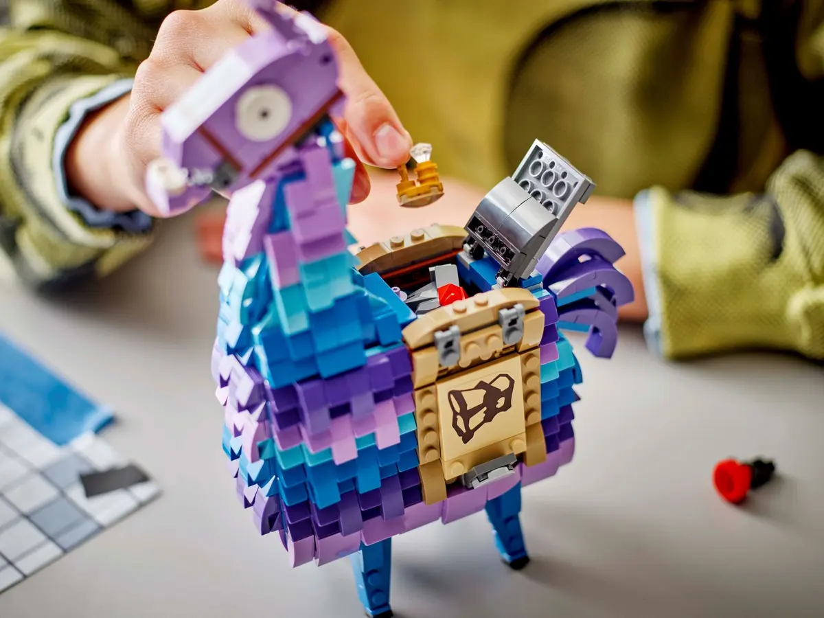 LEGO Fortnite 77071 Supply Llama set, image 7