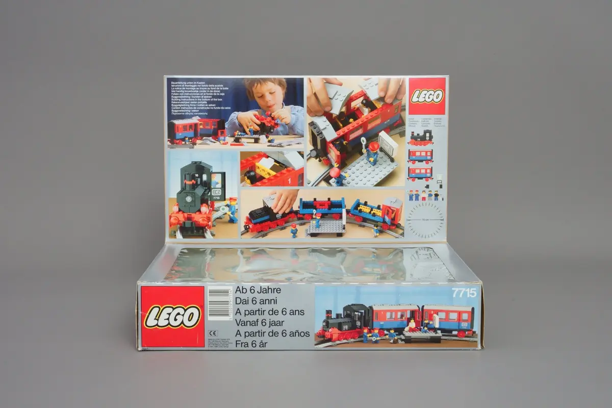 LEGO Trains 7715 Push-Along Passenger Steam Train set, image 6