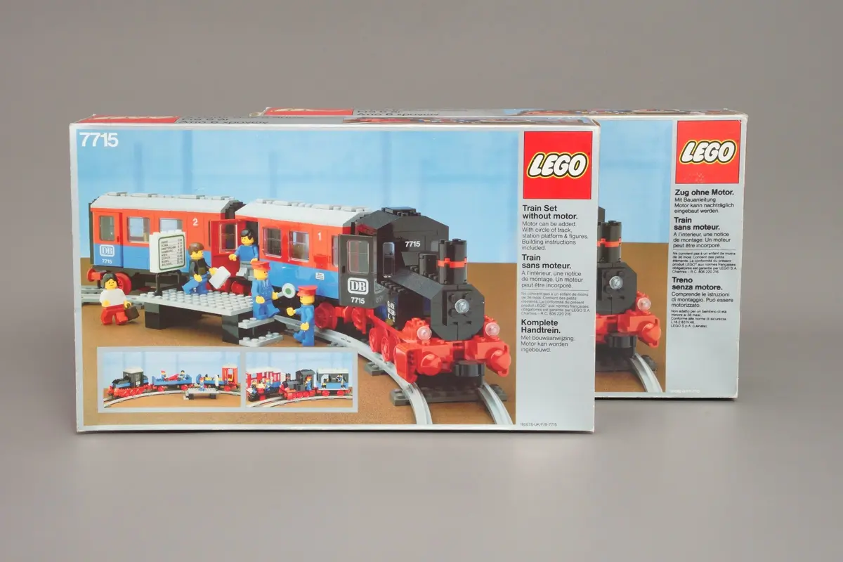 LEGO Trains 7715 Push-Along Passenger Steam Train set, image 4