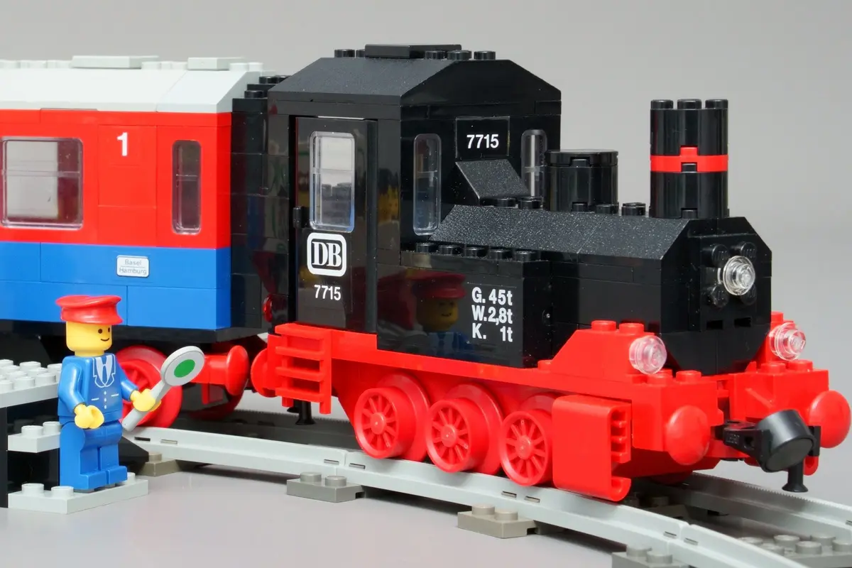 LEGO Trains 7715 Push-Along Passenger Steam Train set, image 8