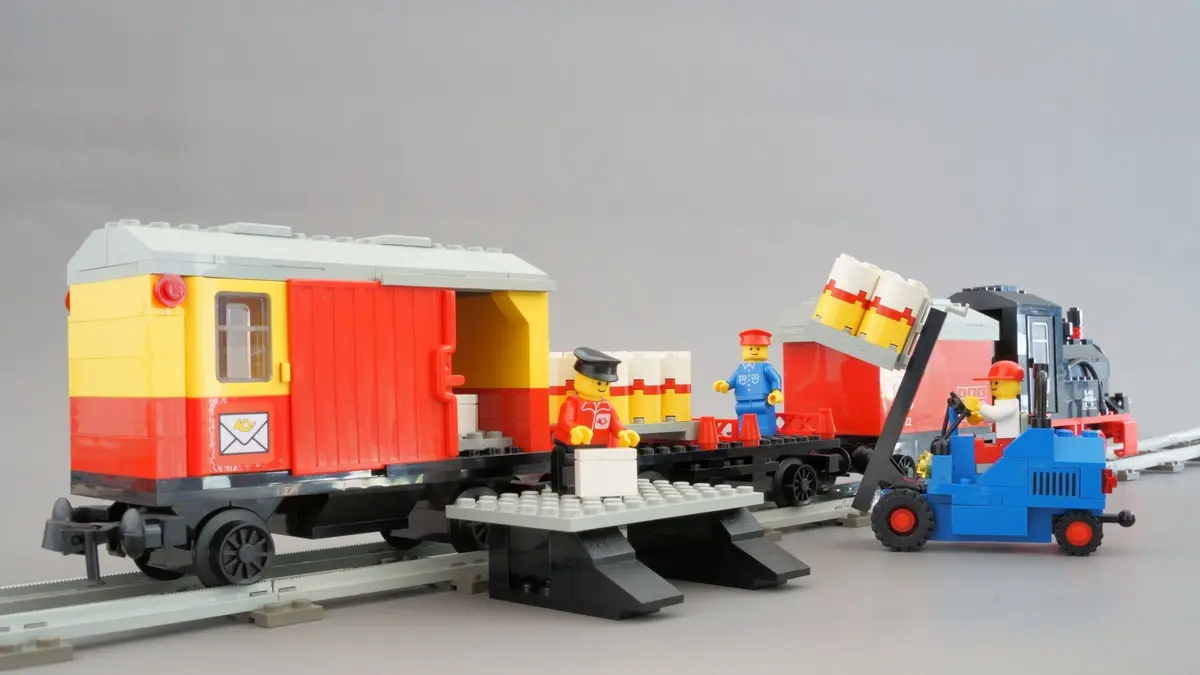 LEGO Trains 7722 Steam Cargo Train Set set, image 15