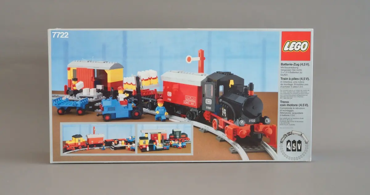 LEGO Trains 7722 Steam Cargo Train Set set, image 3