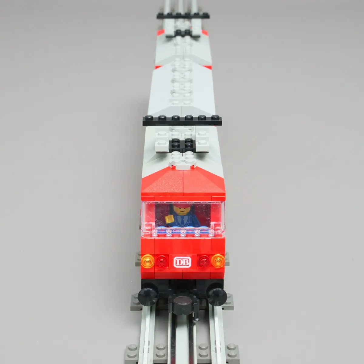 LEGO Trains 7725 Electric Passenger Train Set set, image 11