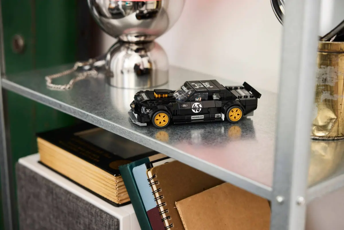 LEGO Speed Champions 77262 Ken Block's 1965 Ford Mustang Hoonicorn RTR V1 set, image 9