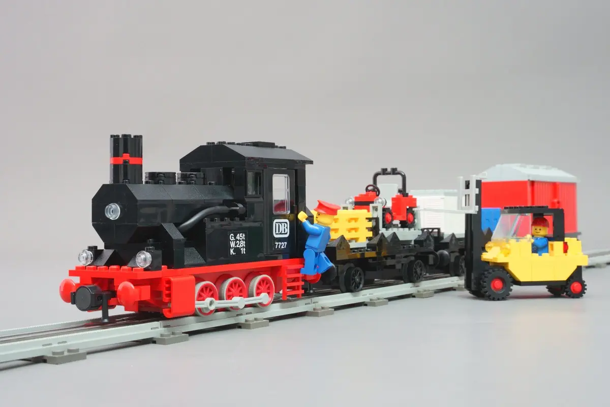 LEGO Trains 7727 Freight Steam Train Set set, image 13