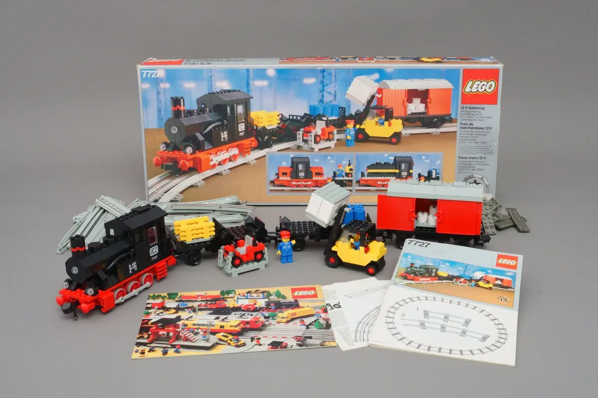 LEGO Trains 7727 Freight Steam Train Set set, image 2