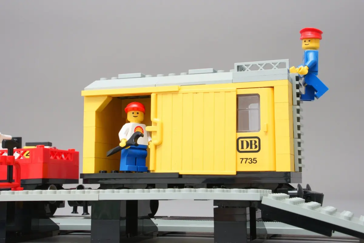 LEGO Trains 7735 Freight Train Set set, image 11