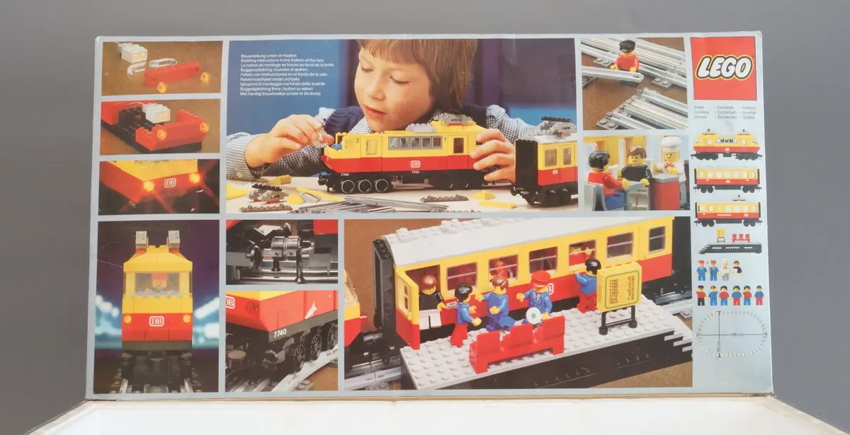 LEGO Trains 7740 Inter-City Passenger Train Set set, image 5
