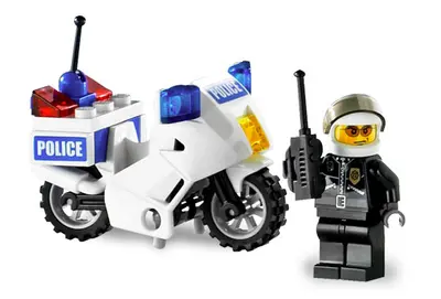 LEGO City 7744 Police Headquarters set, image 6