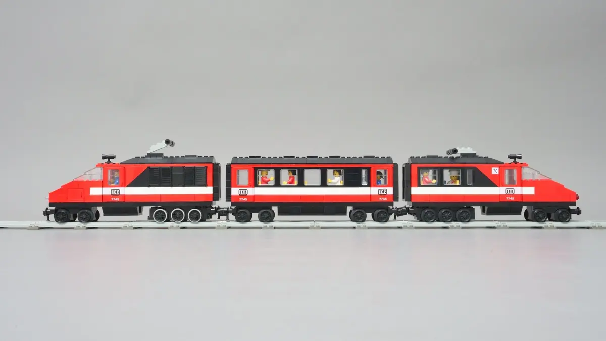 LEGO Trains 7745 High-Speed City Express Passenger Train Set set, image 8