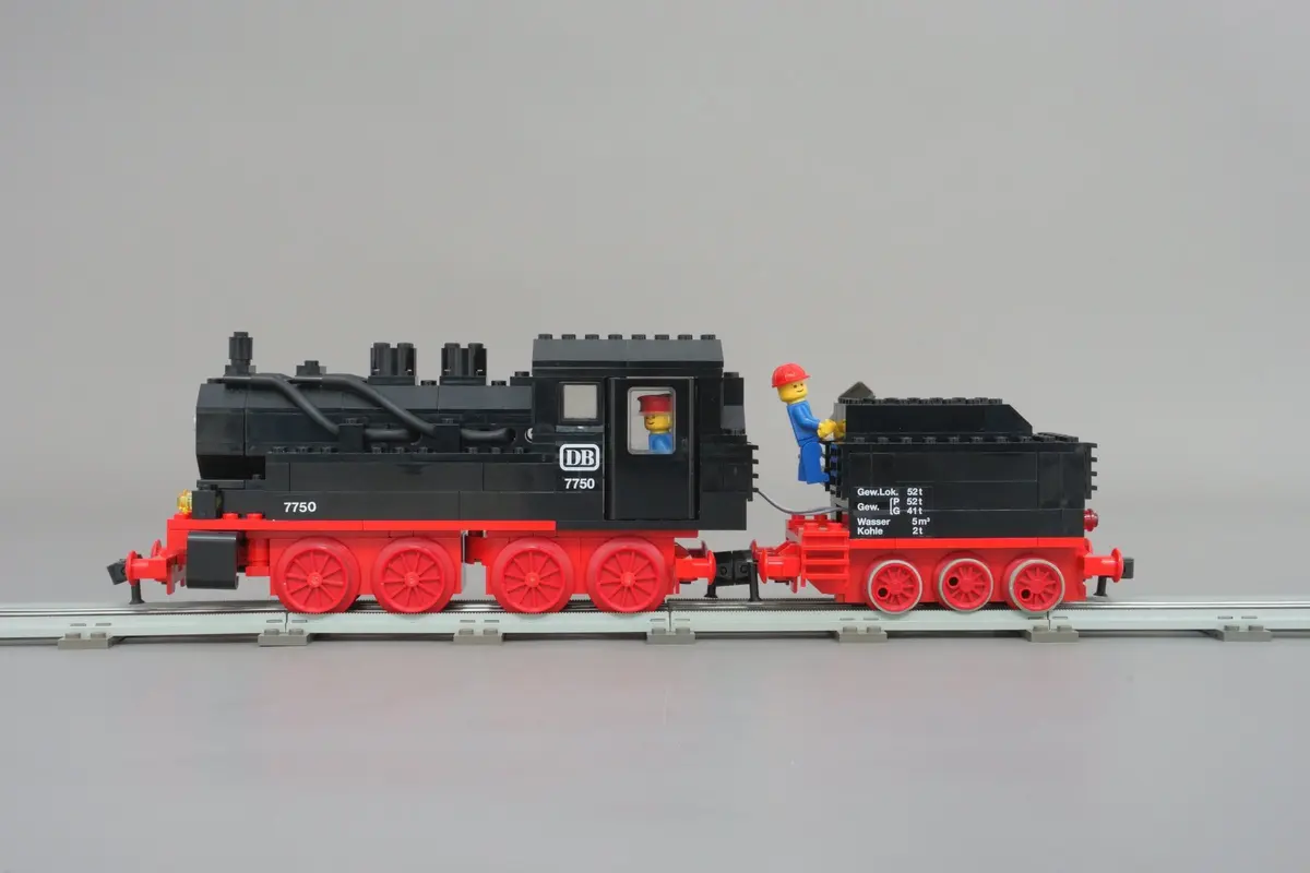 LEGO Trains 7750 Steam Engine with Tender set, image 8