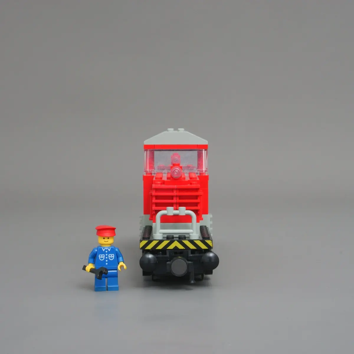 LEGO Trains 7755 Diesel Heavy Shunting Locomotive set, image 8