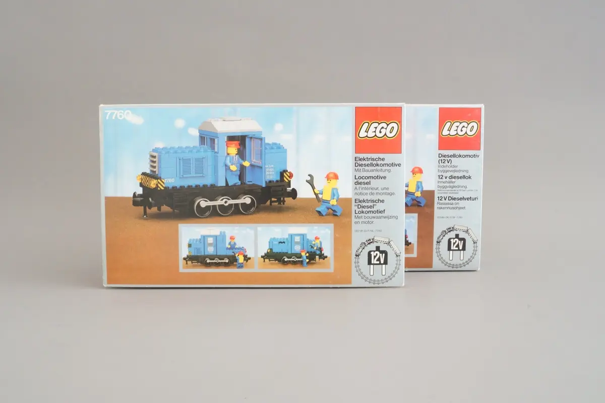LEGO Trains 7760 Diesel Shunter Locomotive set, image 6
