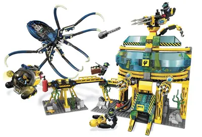 LEGO Aqua Raiders 7775 Aquabase Invasion set, image 2