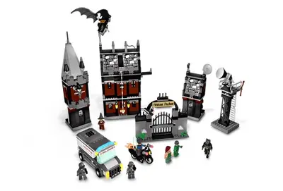 LEGO Batman 7785 Arkham Asylum set, image 2