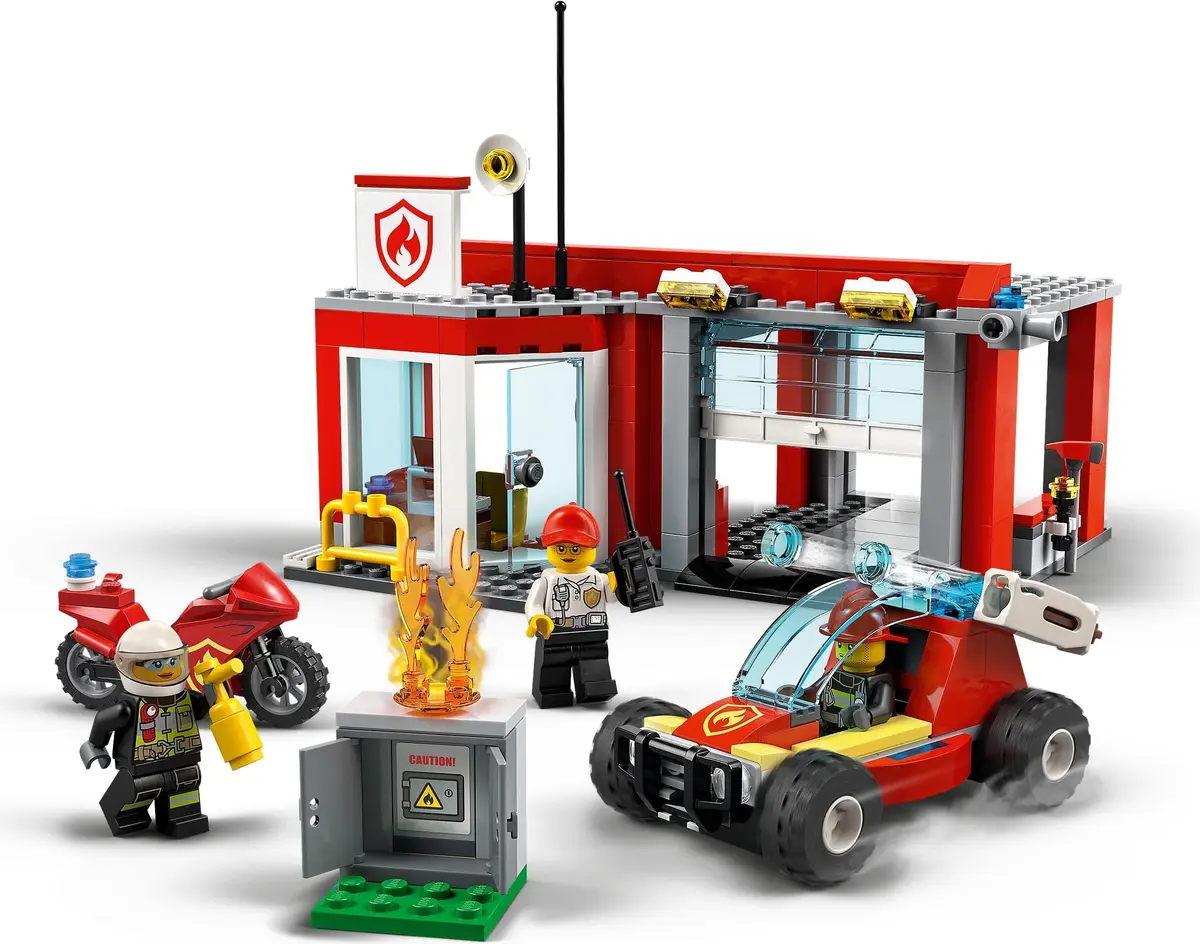 LEGO City 77943 Fire Station Starter Set set, image 2