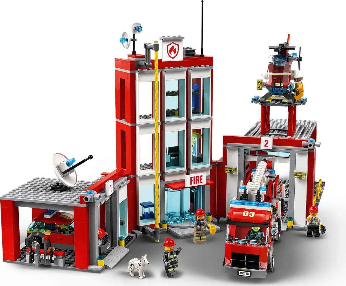 LEGO City 77944 Fire Station Headquarters set, image 11
