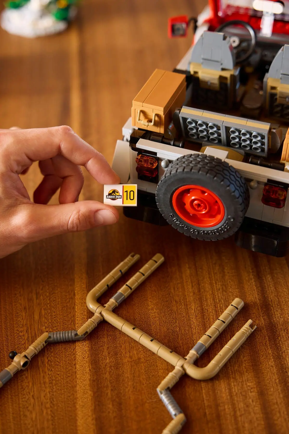 LEGO Jurassic World 77984 Jurassic Park Jeep Wrangler set, image 7