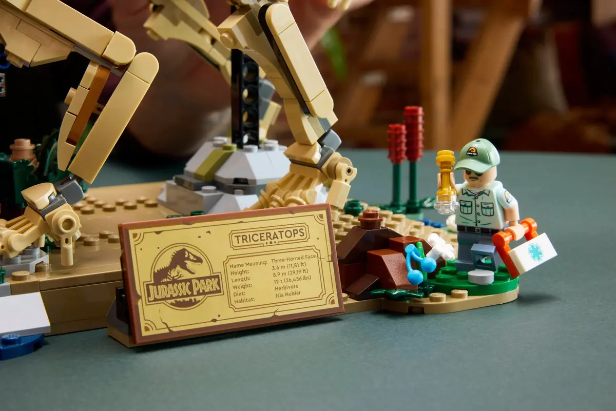 LEGO Jurassic World 77985 Dinosaur Fossils: Triceratops set, image 9