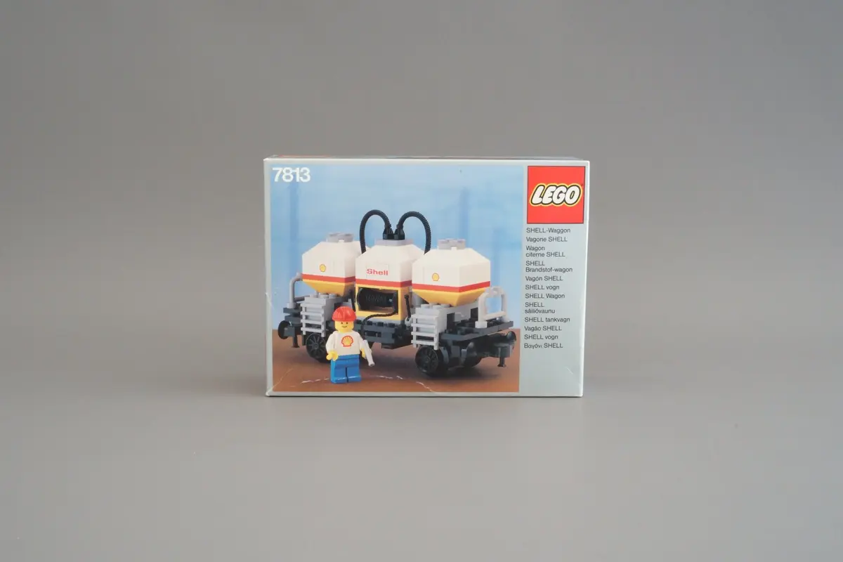 LEGO Trains 7813 Shell Tanker Wagon set, image 4