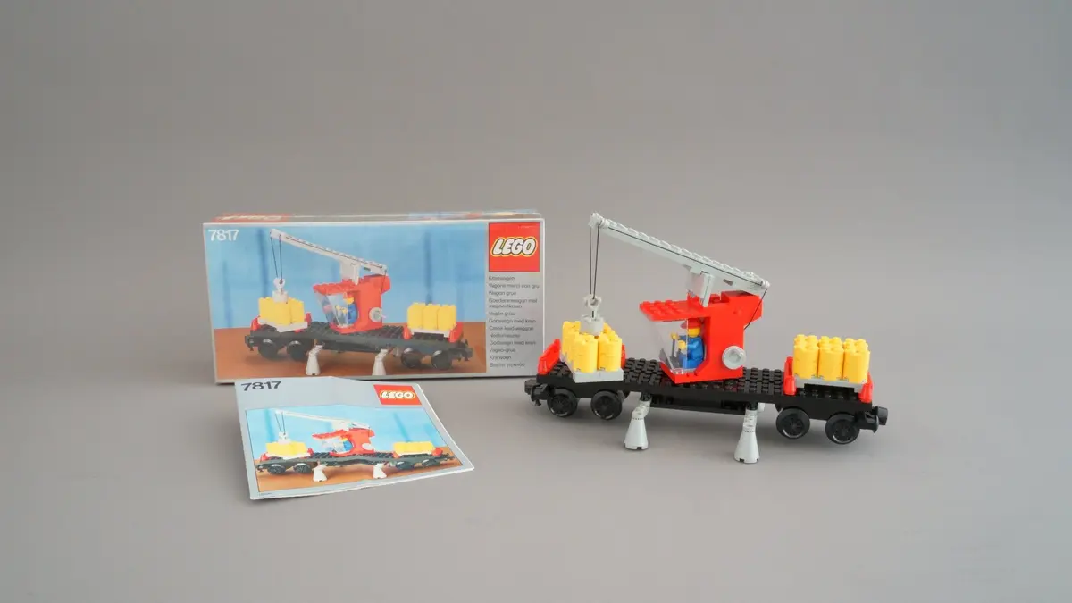LEGO Trains 7817 Crane Wagon set, image 3
