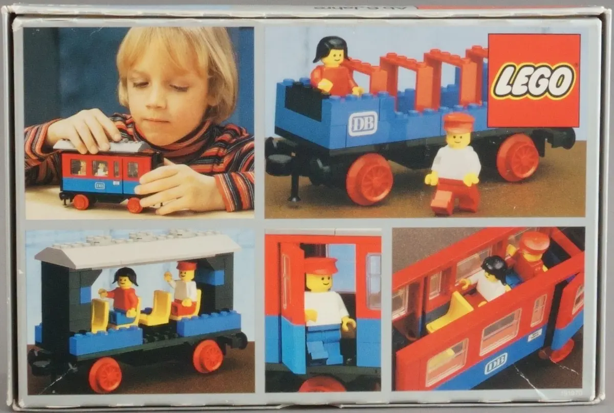 LEGO Trains 7818 Passenger Coach set, image 11