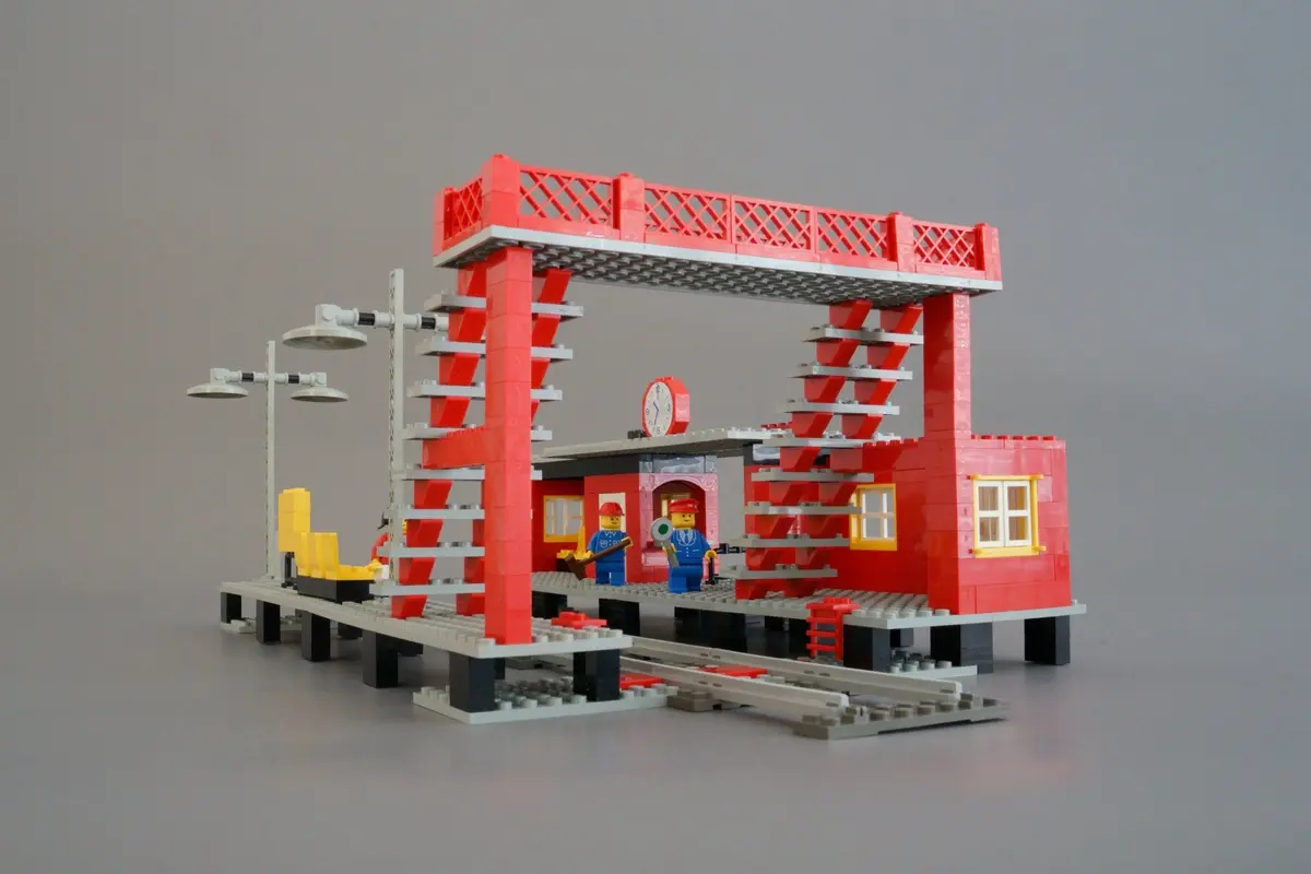 LEGO Trains 7822 Railway Station set, image 14