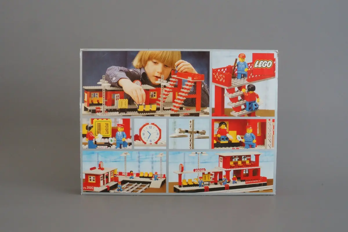 LEGO Trains 7822 Railway Station set, image 5