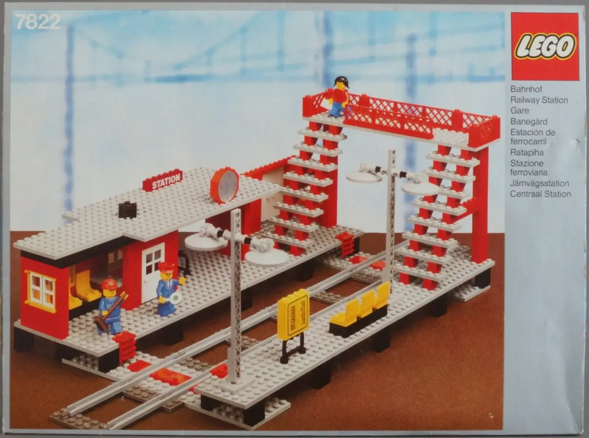 LEGO Trains 7822 Railway Station set, image 15
