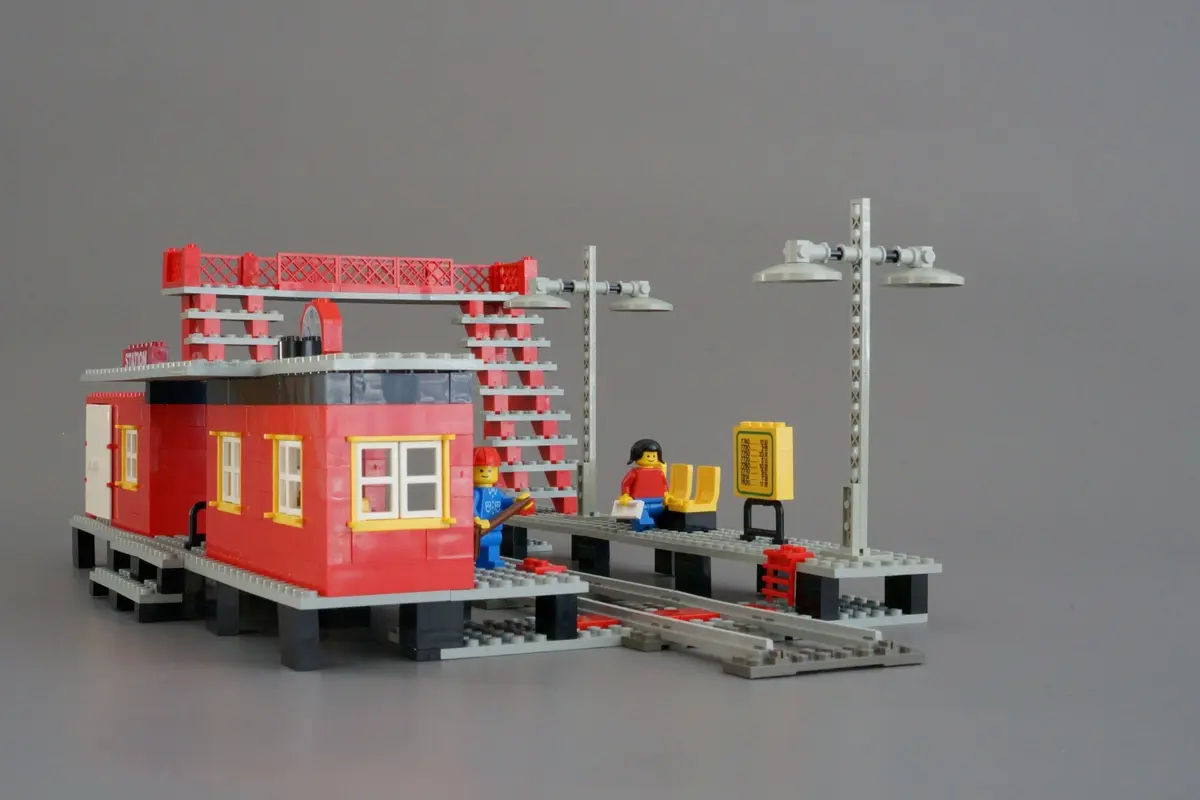LEGO Trains 7822 Railway Station set, image 11