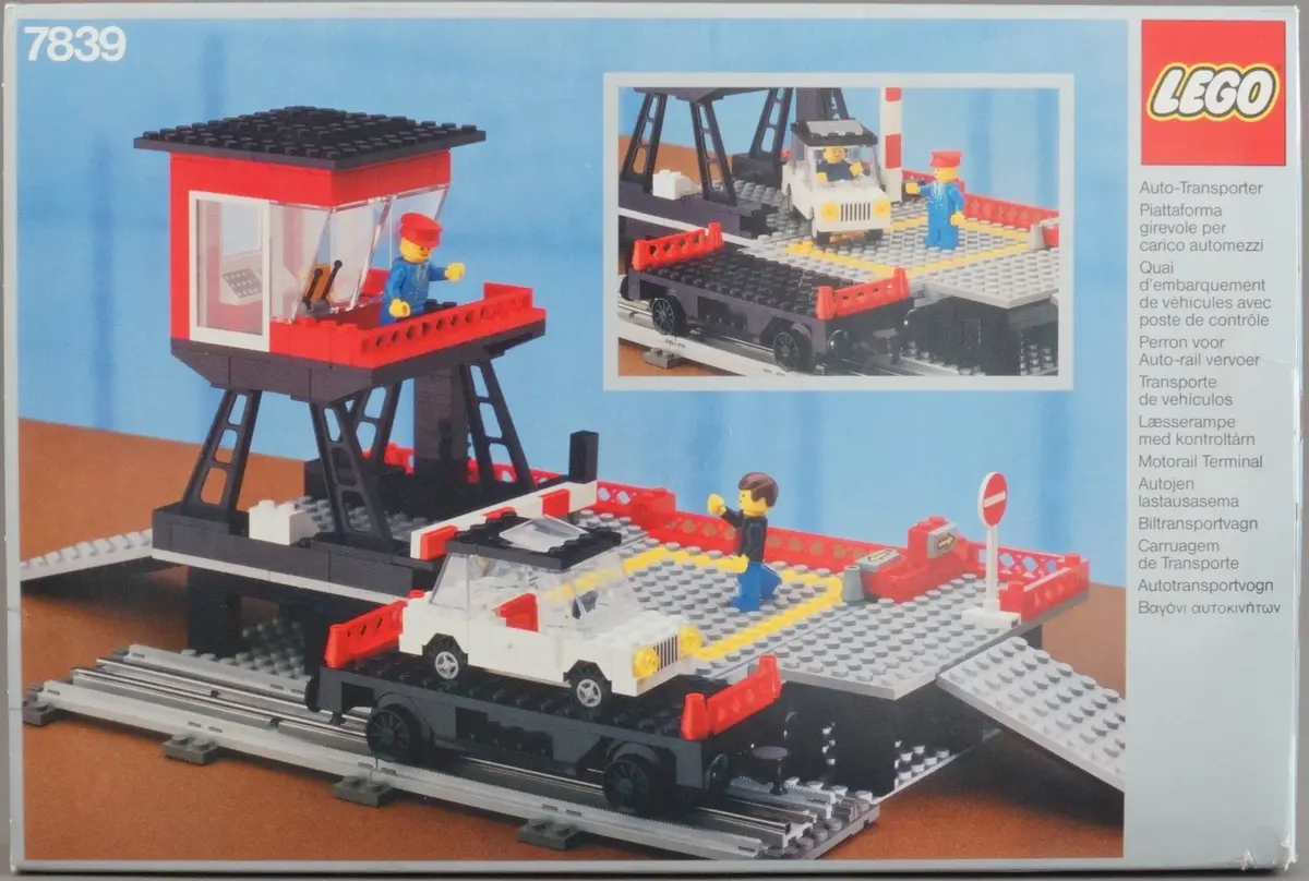 LEGO Trains 7839 Car Transport Depot set, image 13