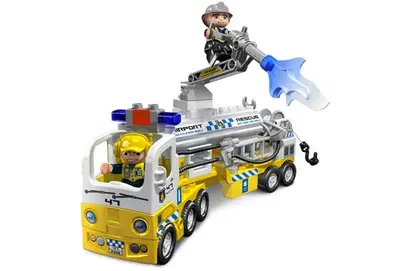 LEGO DUPLO 7844 Airport Rescue Truck set