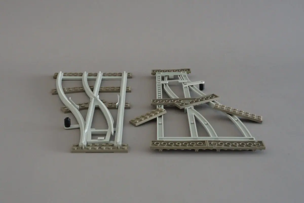 LEGO Trains 7852 Left and Right Points Manual Grey 4.5V set, image 6