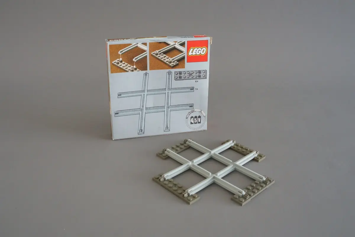 LEGO Trains 7853 Crossing, Grey 4.5V set, image 4