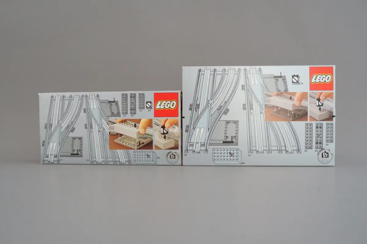 LEGO Trains 7856 Left and Right Manual Points with Electric Rails Grey 12V set, image 9