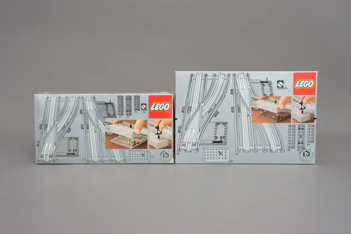 LEGO Trains 7856 Left and Right Manual Points with Electric Rails Grey 12V set, image 6