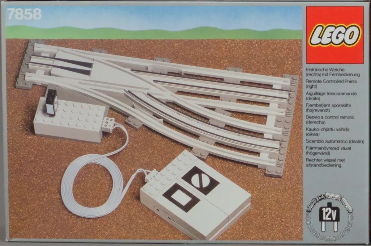 LEGO Trains 7858 Remote Controlled Points Right 12V set, image 12