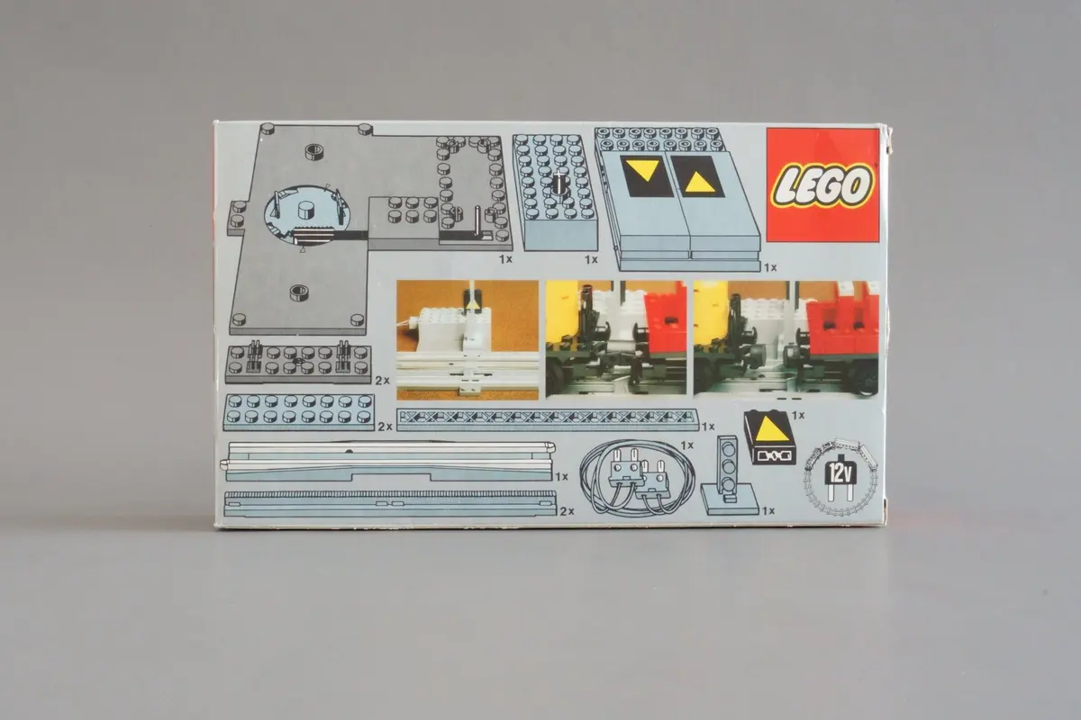 LEGO Trains 7862 Remote Controlled Decoupling and Signal 12V set, image 5