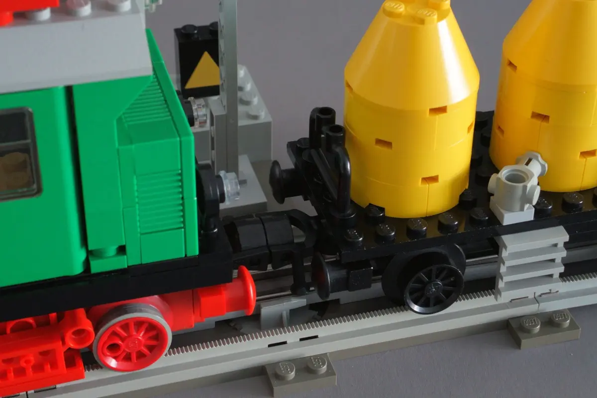 LEGO Trains 7862 Remote Controlled Decoupling and Signal 12V set, image 15